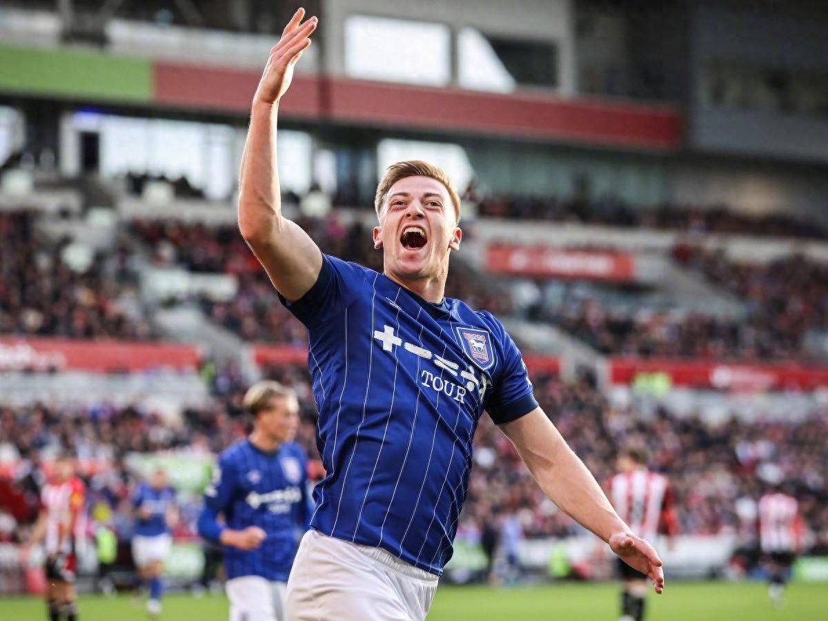 清晨体能课后,那不勒斯主帅复盘备战葡超,态度坚定,心理建设被强调的简单介绍 清晨体能课后,那不勒斯主帅复盘备战葡超,态度坚定,心理建设被强调的简单介绍