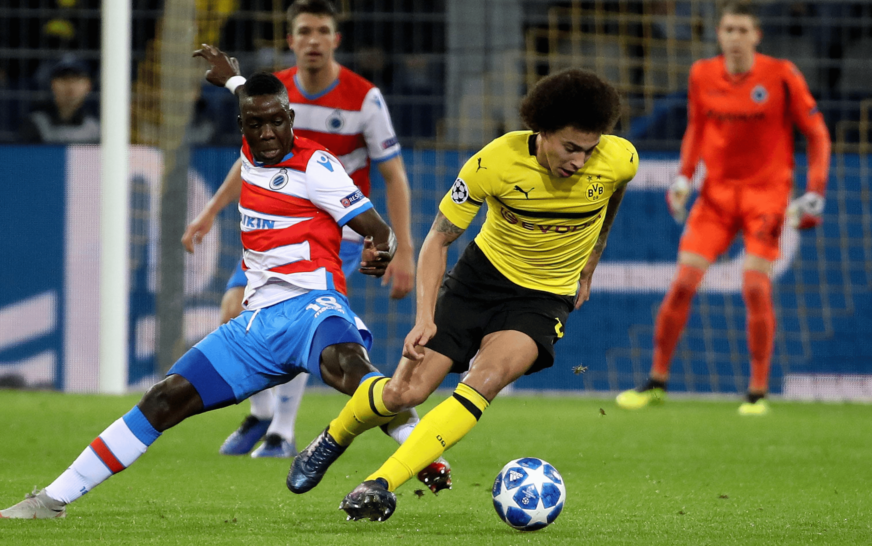 南宫ng关键时刻欧冠焦点战，孟菲斯灰熊临场应变，管理层满意，年轻球员得到机会的简单介绍