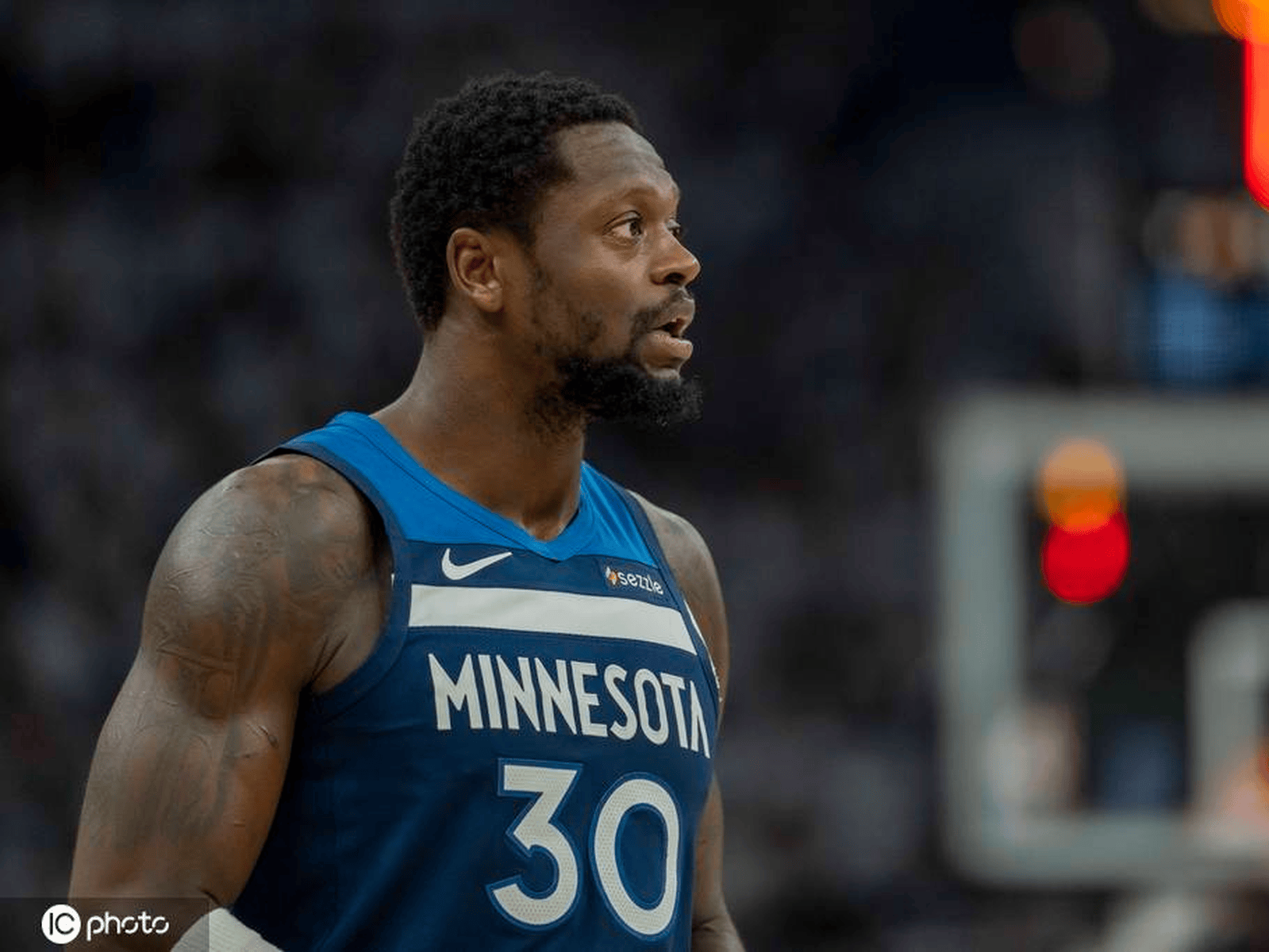 明尼苏达森林狼国际比赛日造点机会；志在CBA季后赛名次提升；赛场秩序良好；更衣室氛围转暖的简单介绍